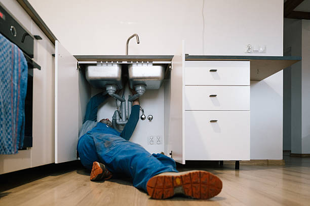 Professional Plumbing technician working in Reagan, TX